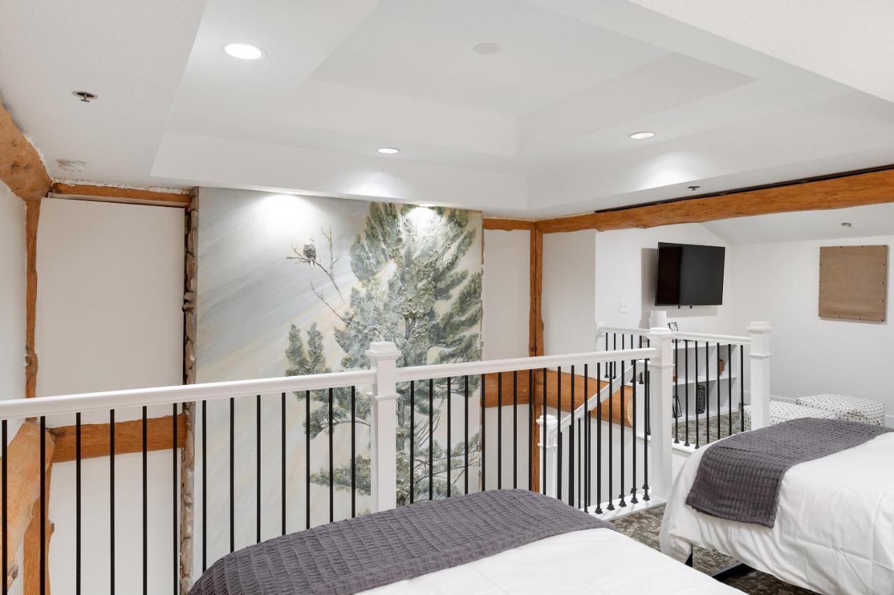 Balsam Lake Lodge ภายนอก รูปภาพ